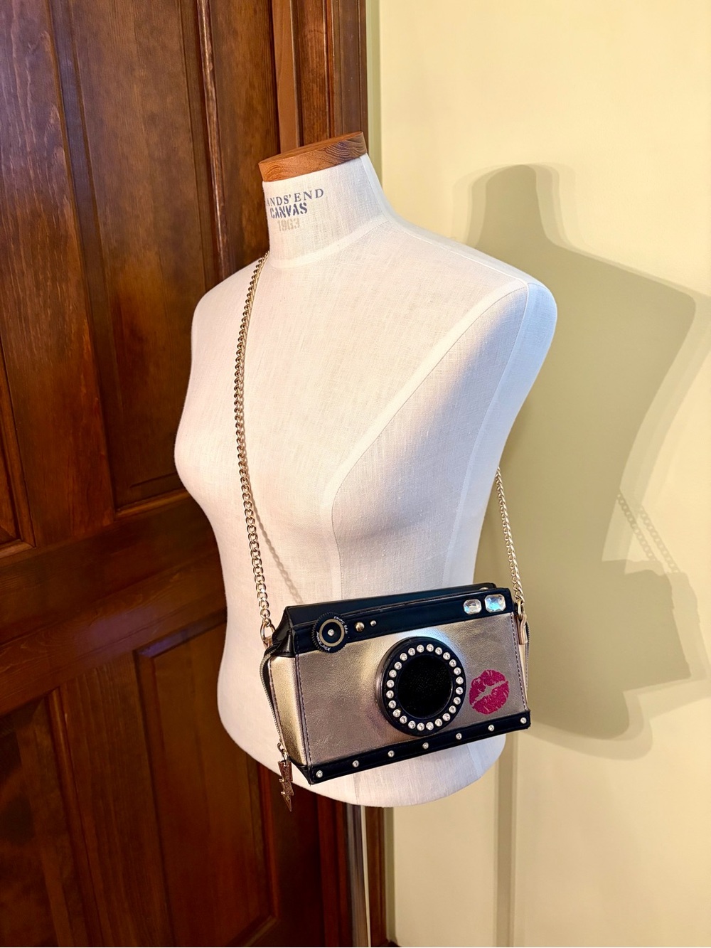 Betsey Johnson Kitsch Strike a Pose Camera Purse